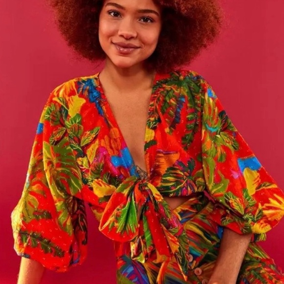 FARM Rio Tops - FARM Rio NWT Urban Jungle Colorful  Print Tie-Front Blouse.